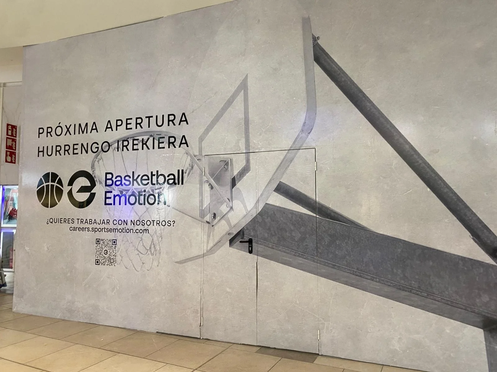 Fútbol Emotion / Basketball Emotion · Cerramiento de apertura · Vista 5